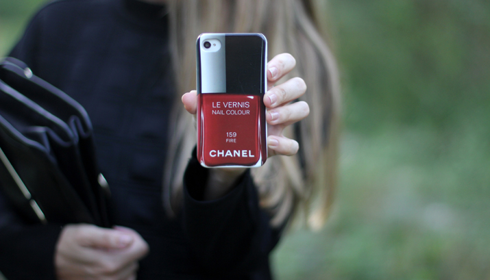 Chanel iphone case